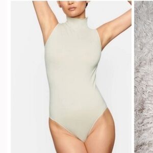 SKIMS Gray Essentials Mock Neck Sleeveless Bodysuit